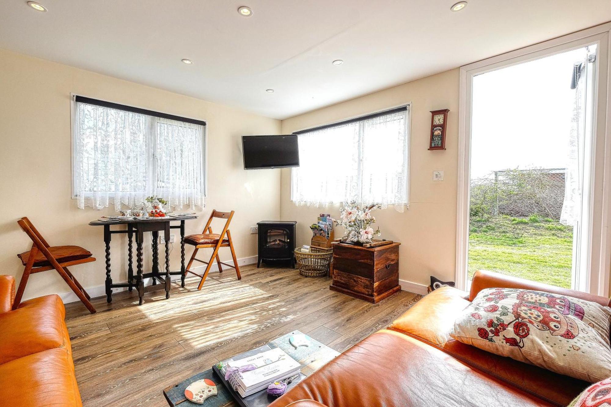 Two Hoots Chalet Mundesley Eksteriør bilde
